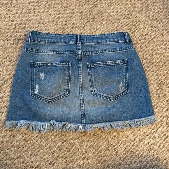 Free People We the Free Out Of The Ordinary Denim Distressed Mini Skirt- Size 2 - Picture 7 of 10